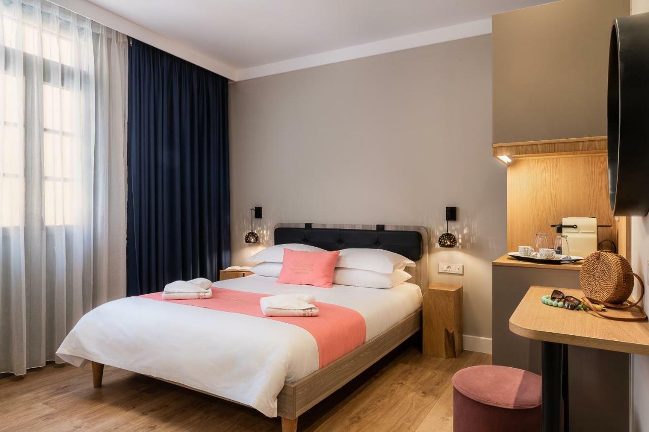 Viaggio Elegant Rooms Chania  ภายนอก รูปภาพ